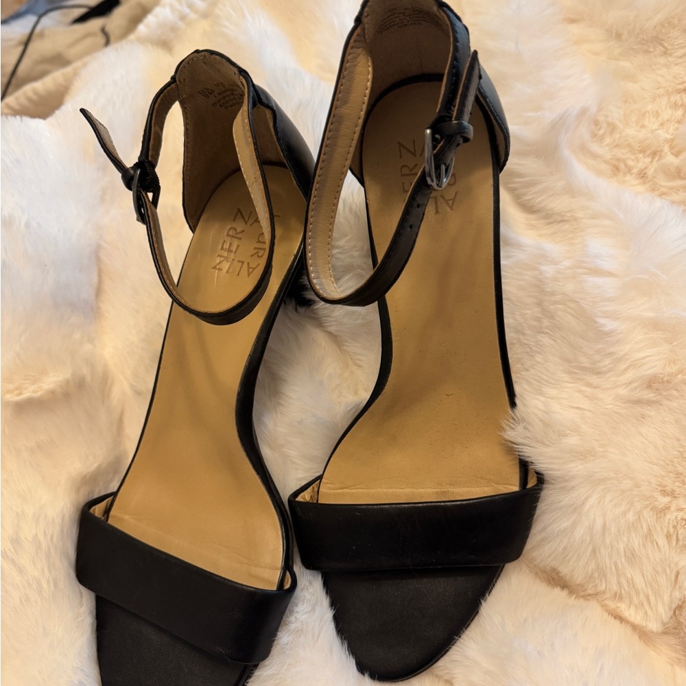Naturalizer Black Open-Toe Ankle-Strap Sandals